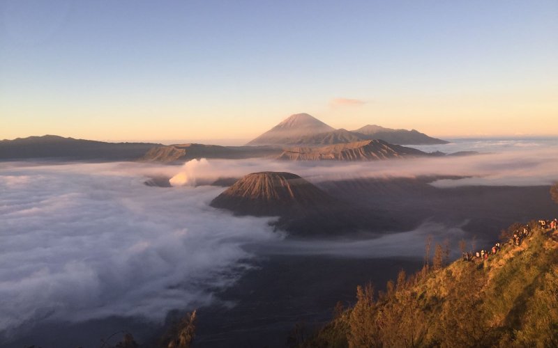 Bali Ijen Bromo Tour Bali Ijen Bromo Tour: A Breathtaking Journey Across Islands, Volcanoes, and Culture Ijen to Bromo Tour