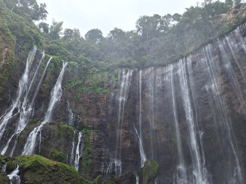 Bromo and Tumpak Sewu tour with a train from Yogya, then to Malang/ Surabaya 2D Bromo and Tumpak Sewu tour with a train from Yogya, then to Malang/ Surabaya 2D Mount Bromo and Tumpak Sewu tour with a train from Yogya, then to Malang/ Surabaya for 2 nights 2 days holiday travel package  Ijen to Bromo Tour
