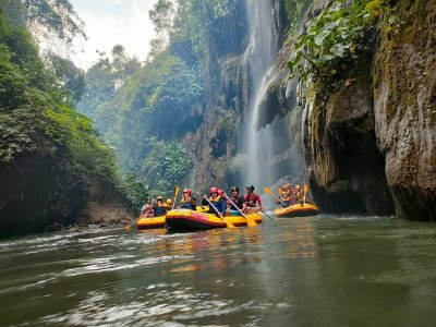 Explore Indonesia from Jakarta for Borneo houseboat tour and to Java Bromo Ijen tours - then to Bali 15D14N Explore Indonesia from Jakarta for Borneo houseboat tour and to Java Bromo Ijen tours - Bali 15D Explore Indonesia from Jakarta for Borneo houseboat tour and to Java, Bromo Ijen tours, then enjoy amazing view of tourism sites of Bali popular tours 15D Ijen to Bromo Tour