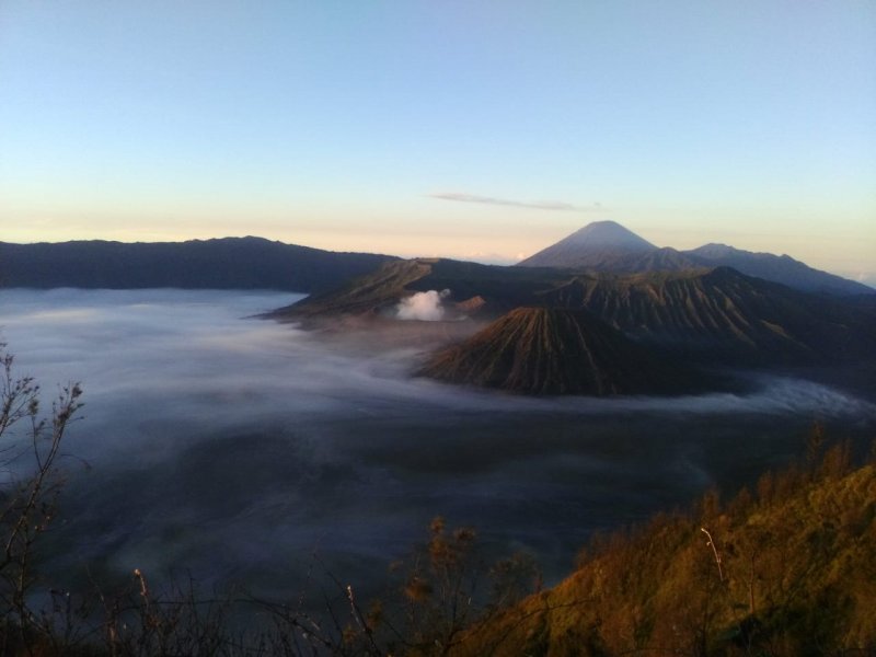 Night trip from Surabaya to Bromo Ijen tour - Surabaya 3D Night trip from Malang or Surabaya in East Java for sunrise tours Bromo - blue fire Ijen tours & to  Night trip from Malang or Surabaya in East Java for Bromo sunrise & Ijen Crater tours to enjoy sunrise Bromo, blue fire ijen tours & back to Surabaya or Malang Ijen to Bromo Tour