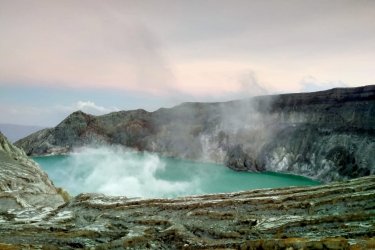 Affordable Banyuwangi to Ijen Blue Fire Trip – 1N1D Tour Ijen to Bromo Tour